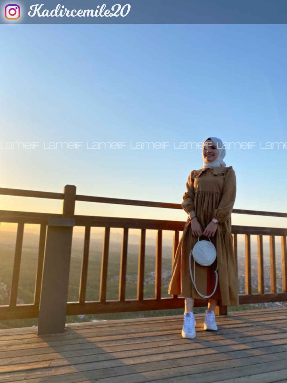 Modalamelif Yaka Dantelli Elbise Camel