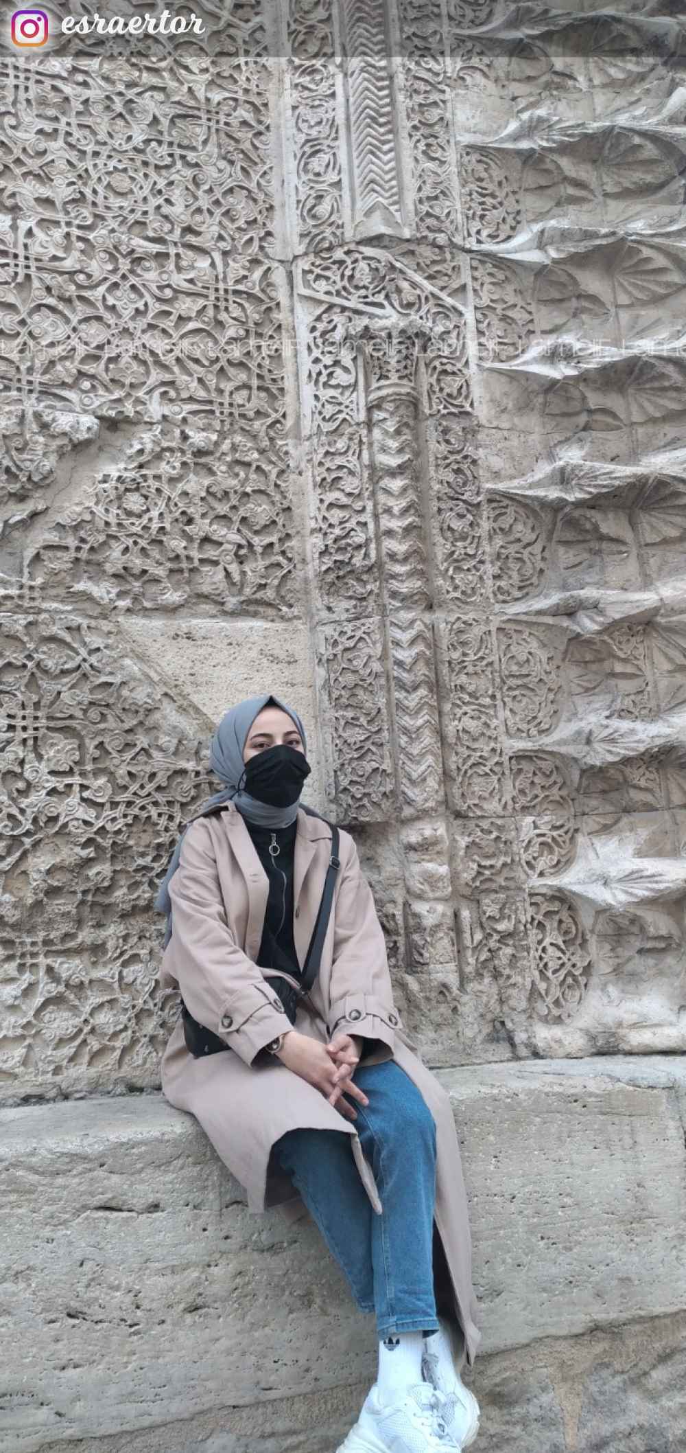 Modalamelif Sırt Baskılı Kol Apoletli Trenç Vizonrengi