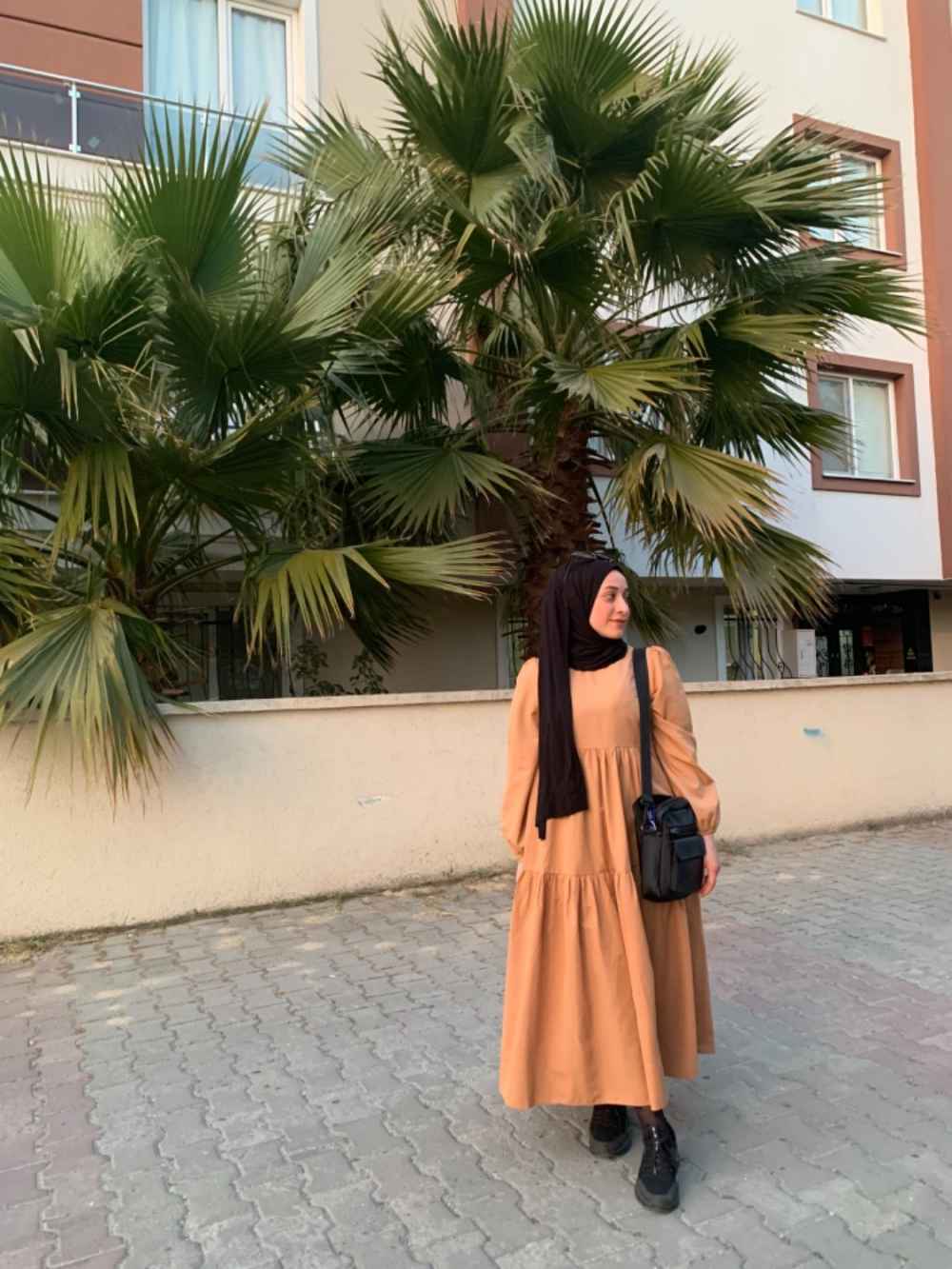 Modalamelif Kol Lastikli Fırfırlı Elbise Sütlü Kahve