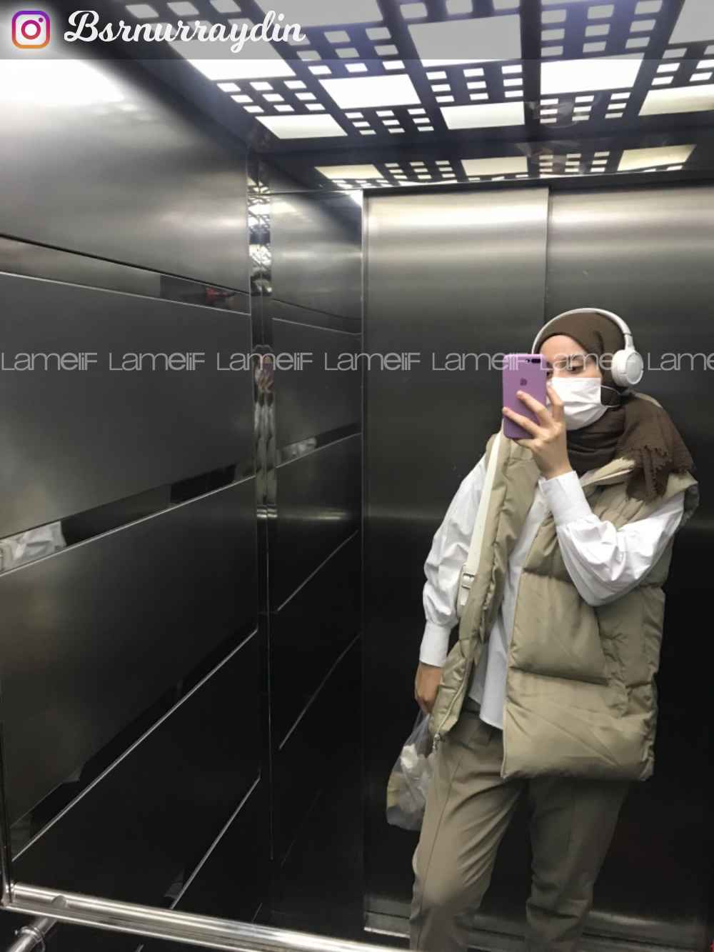 Beige Hood Neck Zero Arm Without Accessories Cotton Unprinted Vest