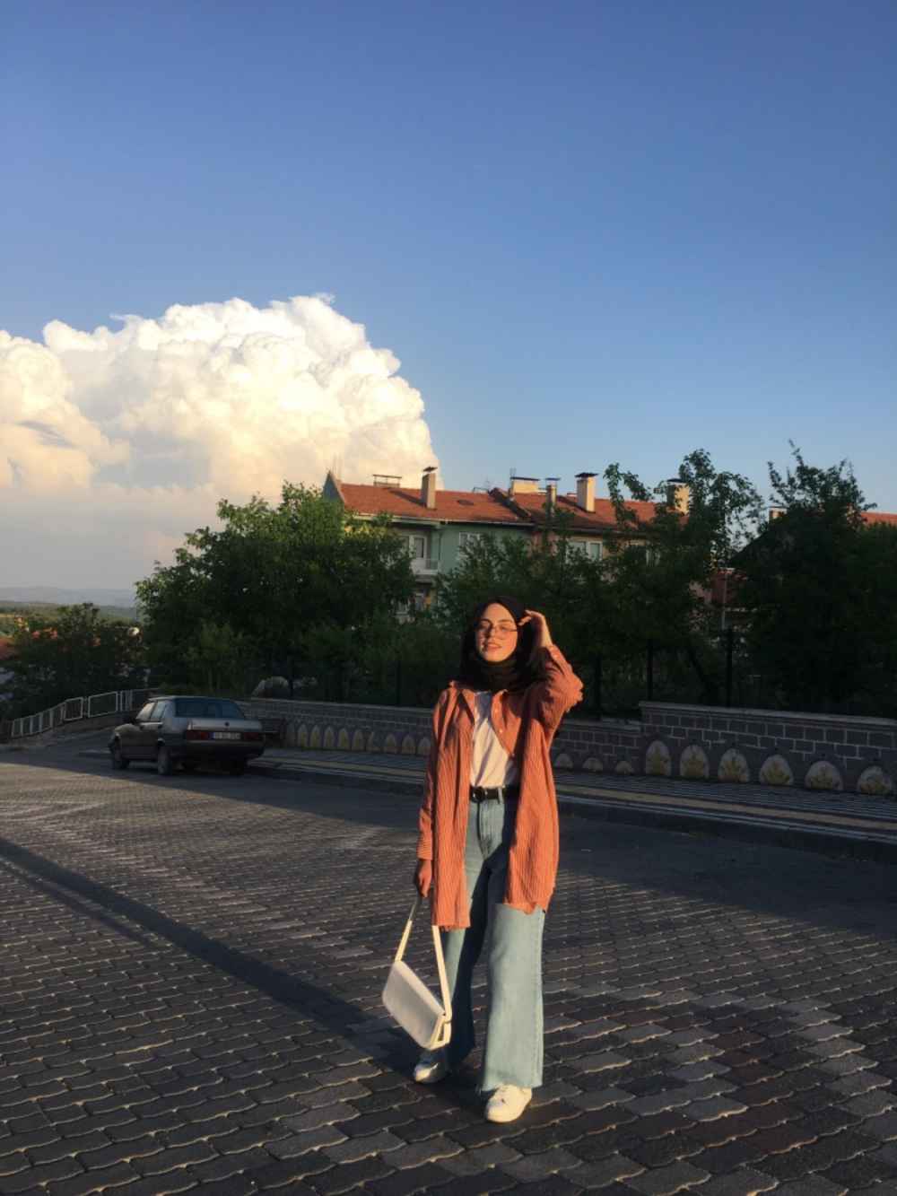 Lamelif Kesik Paça Midi Boy Pantolon Açık Mavi