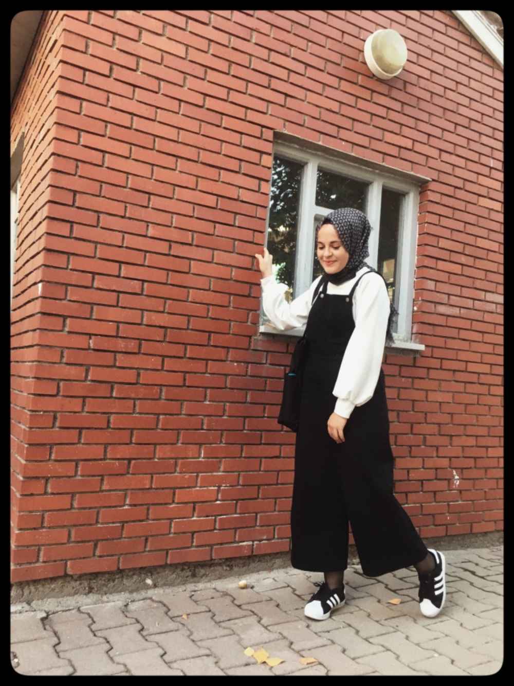 Lamelif  Şerit Model Yüksek Taban Spor Ayakkabı Siyah-Beyaz