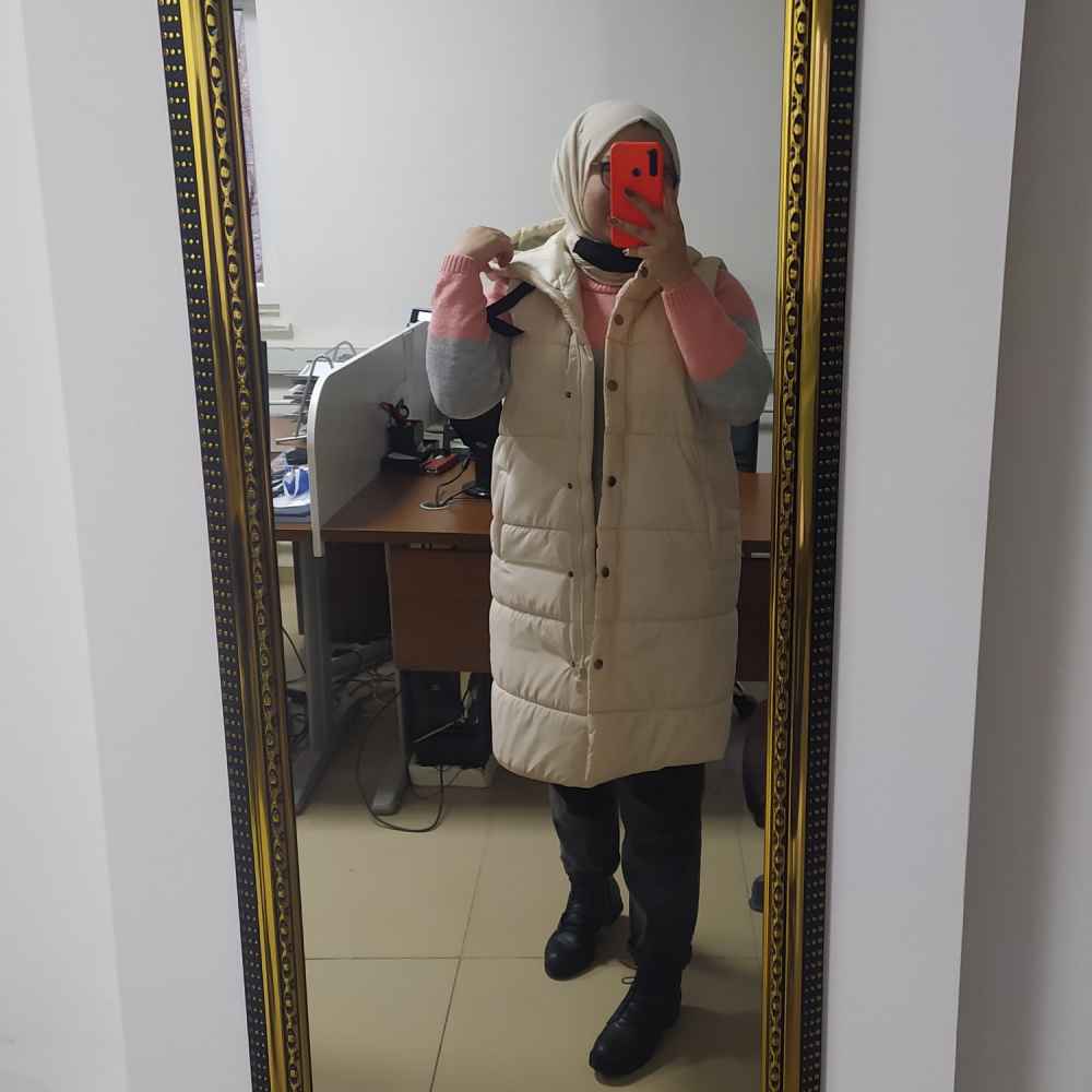 Modalamelif Önü Fermuarlı Şişme Mont Kapüşonlu Yelek Krem