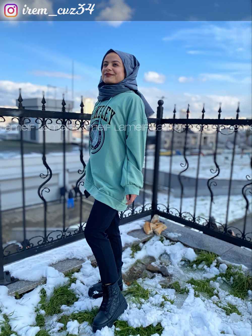 Modalamelif Berkeley Yazı Baskılı Kapüşonlu Sweat Çağla Yeşili