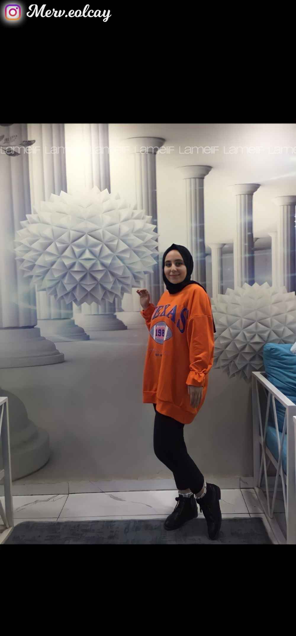 Modalamelif 89 Aplike Nakışlı Bisiklet Yaka Renk Garnili Sweat Kırmızı