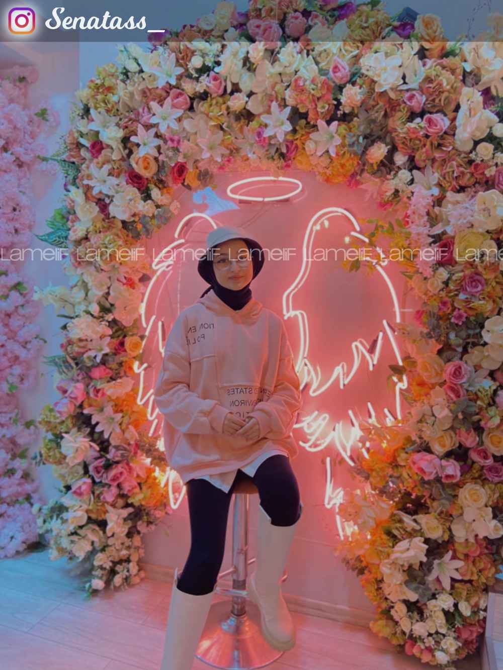 Modalamelif Dikişli Salaş Yazı Baskılı Sweatshırt Pudra