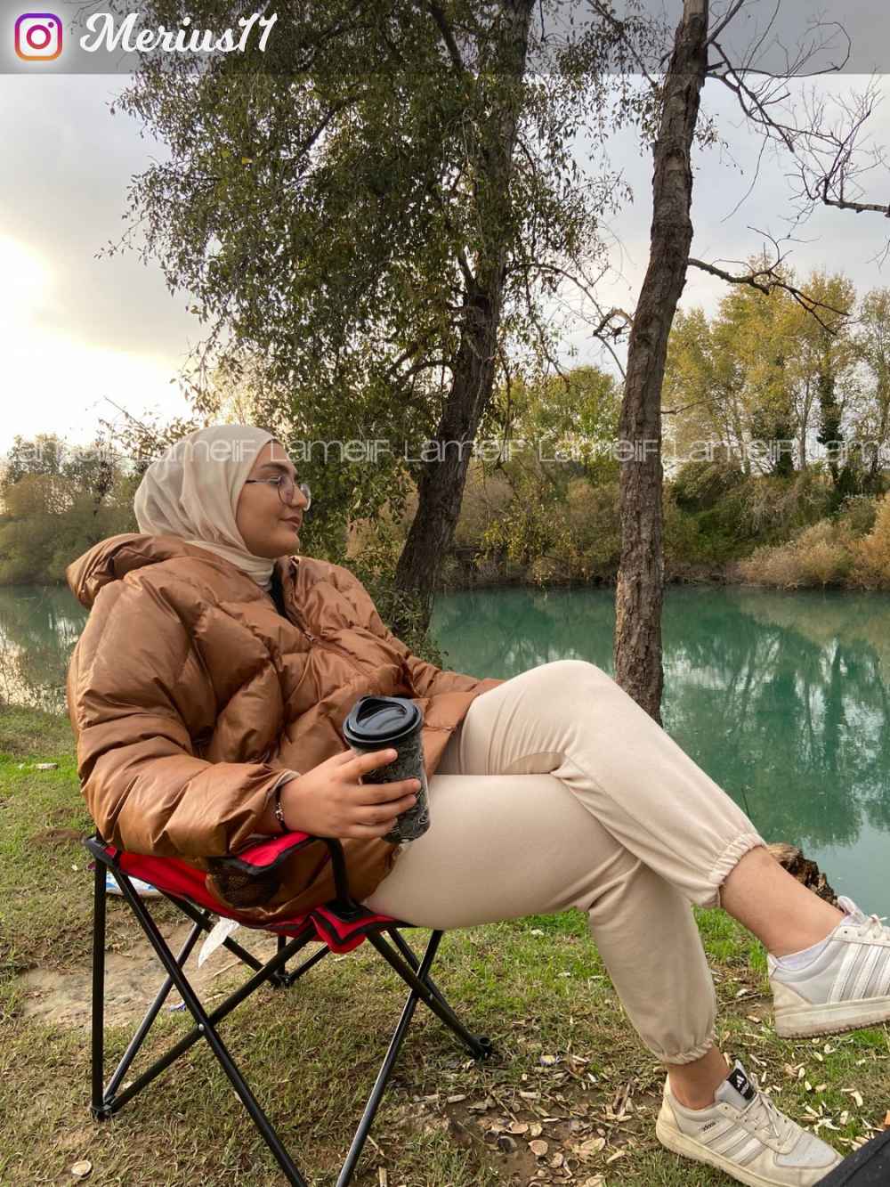 ModalamelifÖnü Fermuarlı Kapşonlu Kısa Oversize Şişme Mont Taba