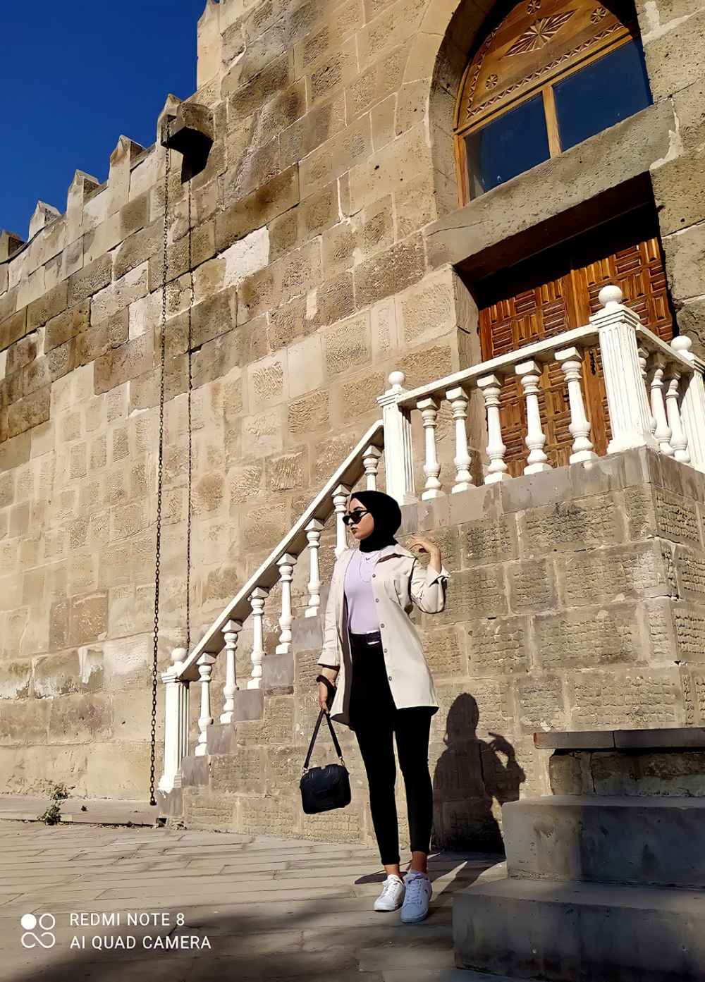 Modalamelif Kapaklı Tek Cepli Tahta Düğmeli Gömlek Bej