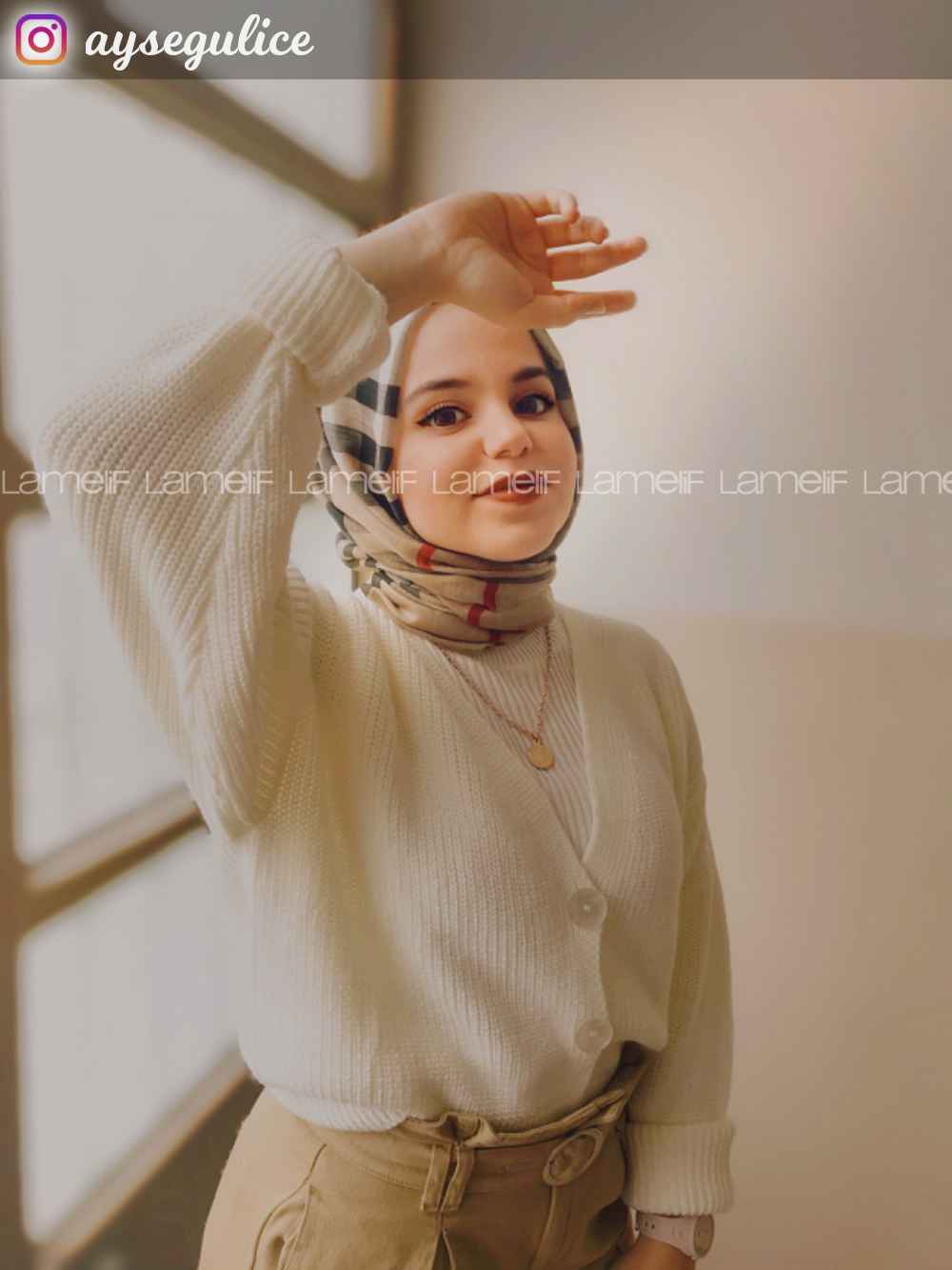 Modalamelif Düğmeli Selanik Hırka Ekru