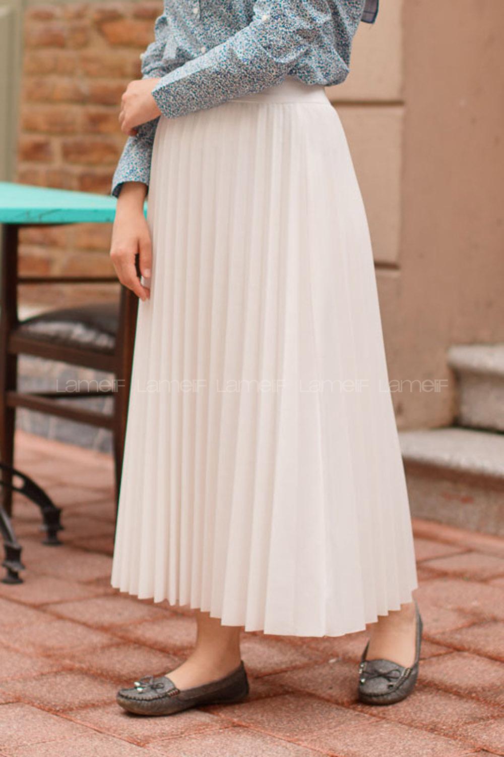 White Mira Fabric Unprinted Pleated Skirt