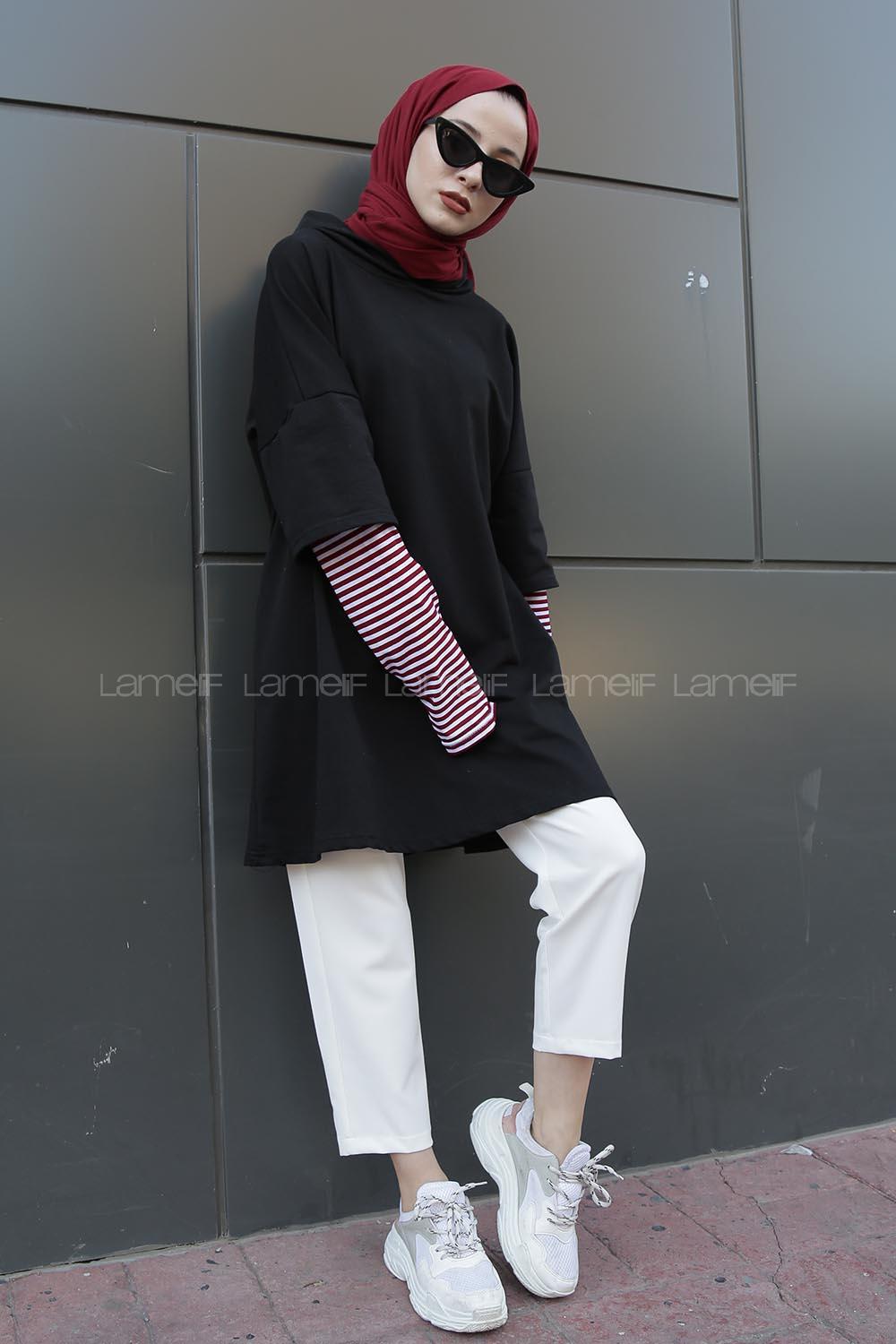 Lamelif Kolu Çizgi Detaylı  Kapşonlu Sweat Siyah Kırmızı