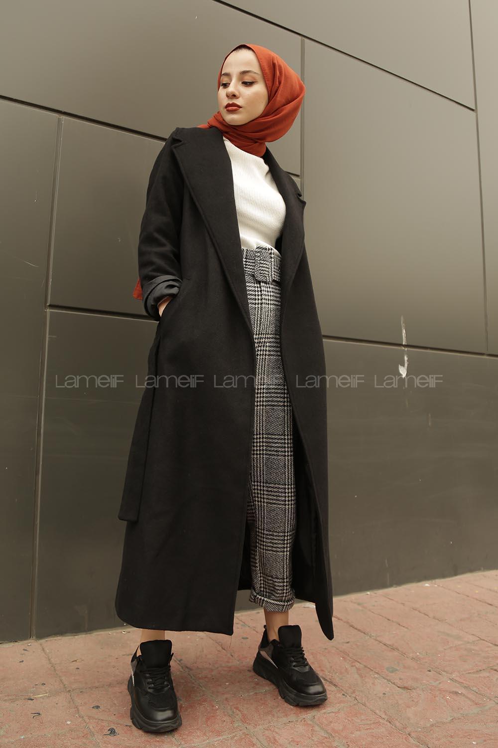 Black Scoop Neck Long Arm Cotton Coat