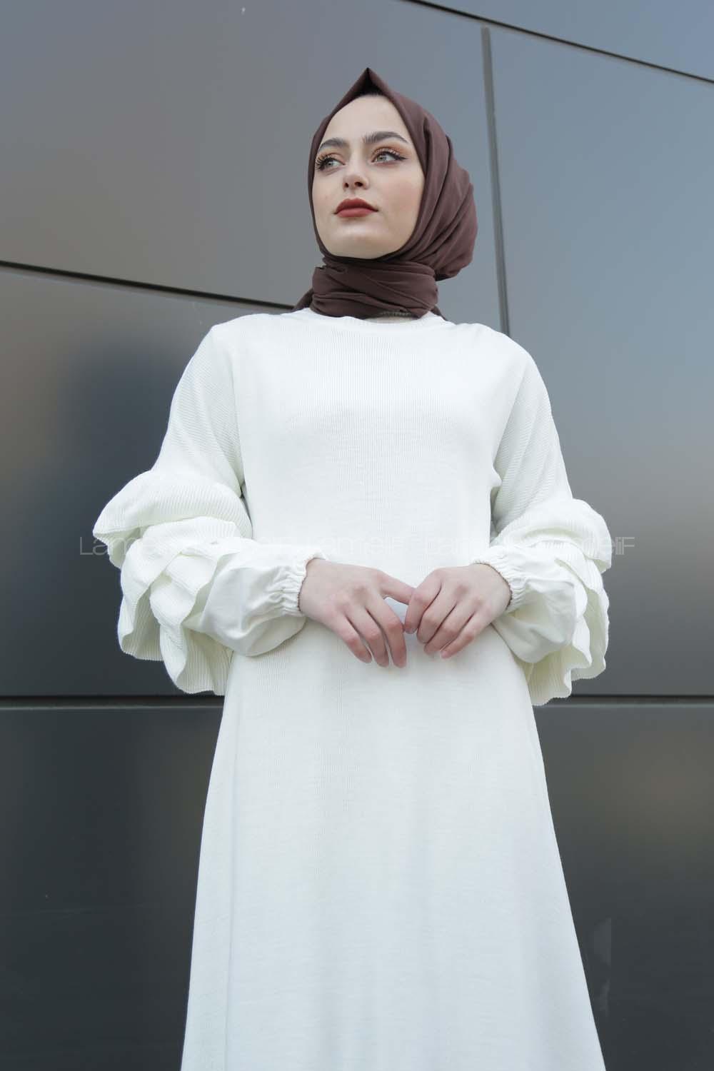 Modalamelif Kolları Fırfırlı Triko Elbise Beyaz