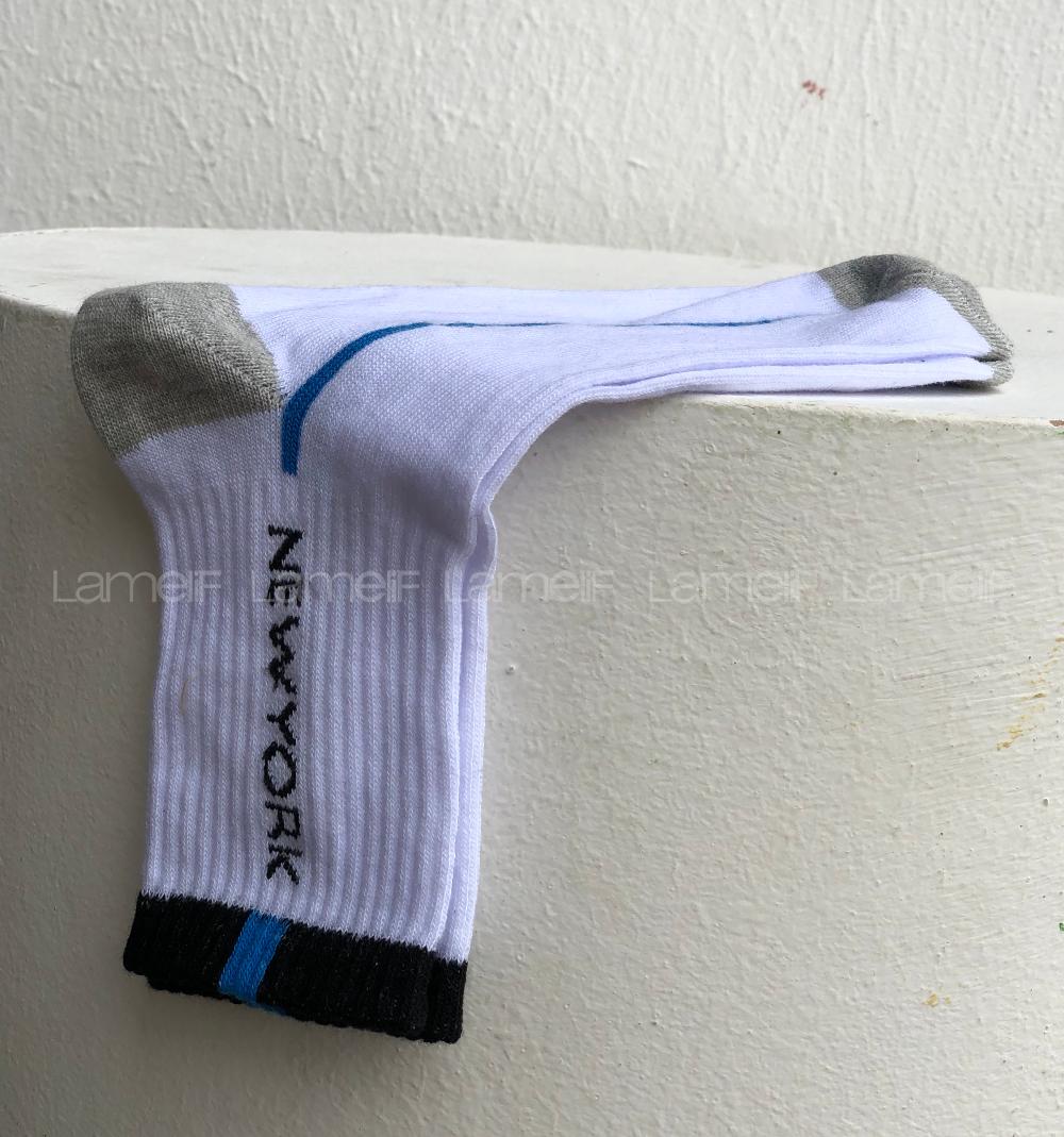 Modalamelif Newyork Yazı Baskılı Beyaz Çorap