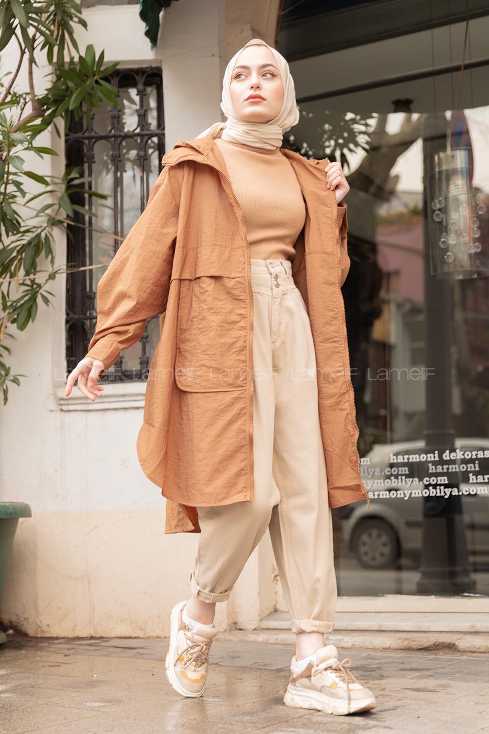 Modalamelif Önü Fermuarlı Kapşonlu Yağmurluk Camel