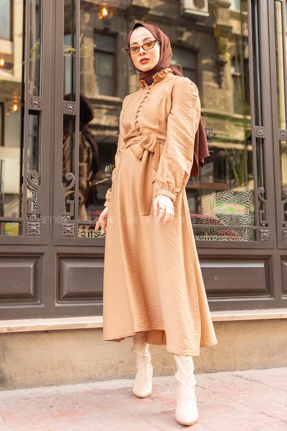 Modalamelif Fırfır Yakalı Belden Bağlamalı Elbise  Camel