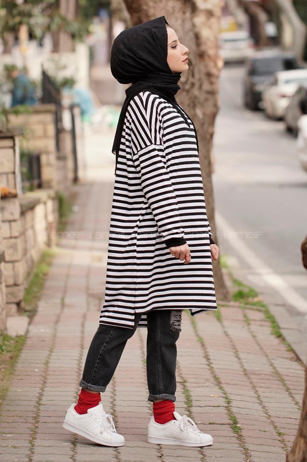 Modalamelif Beyaz Ağırlıklı Çizgili Kapşonlu Tunik