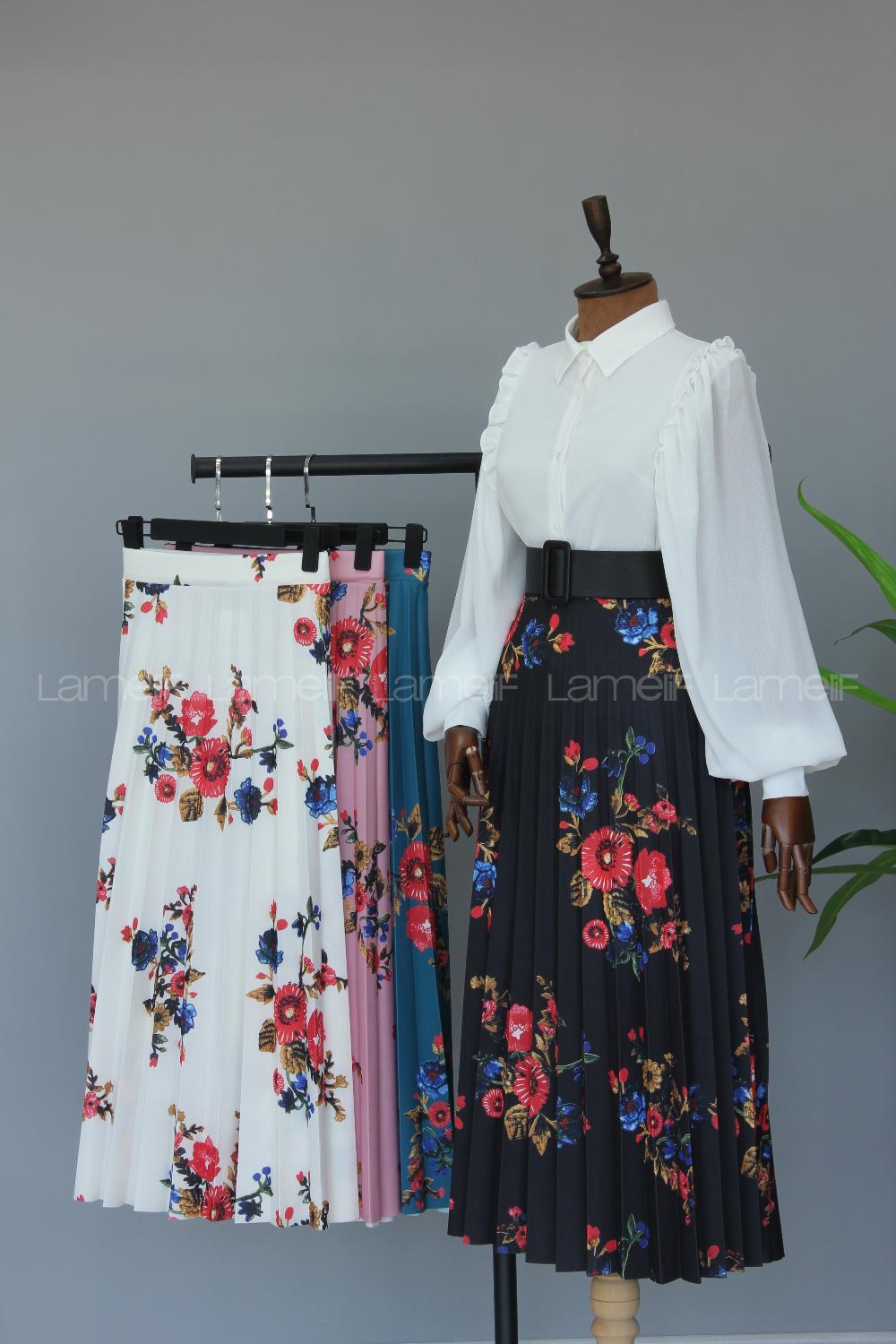 Modalamelif Çiçek  Desen Piliseli Etek Siyah