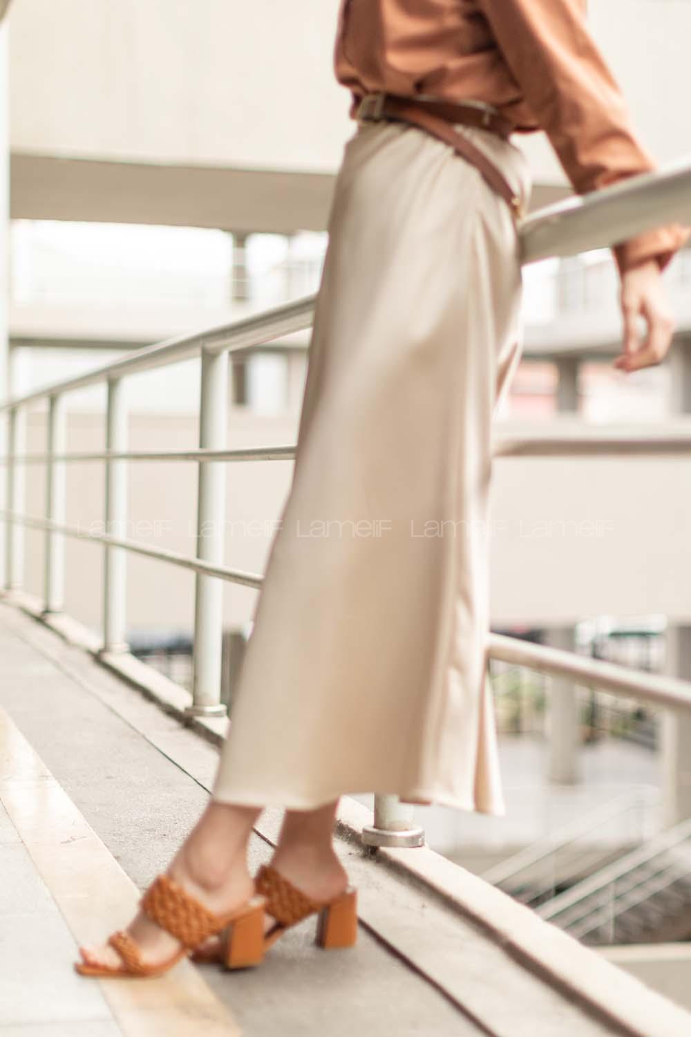 Modalamelif Saten Kloş Etek Krem