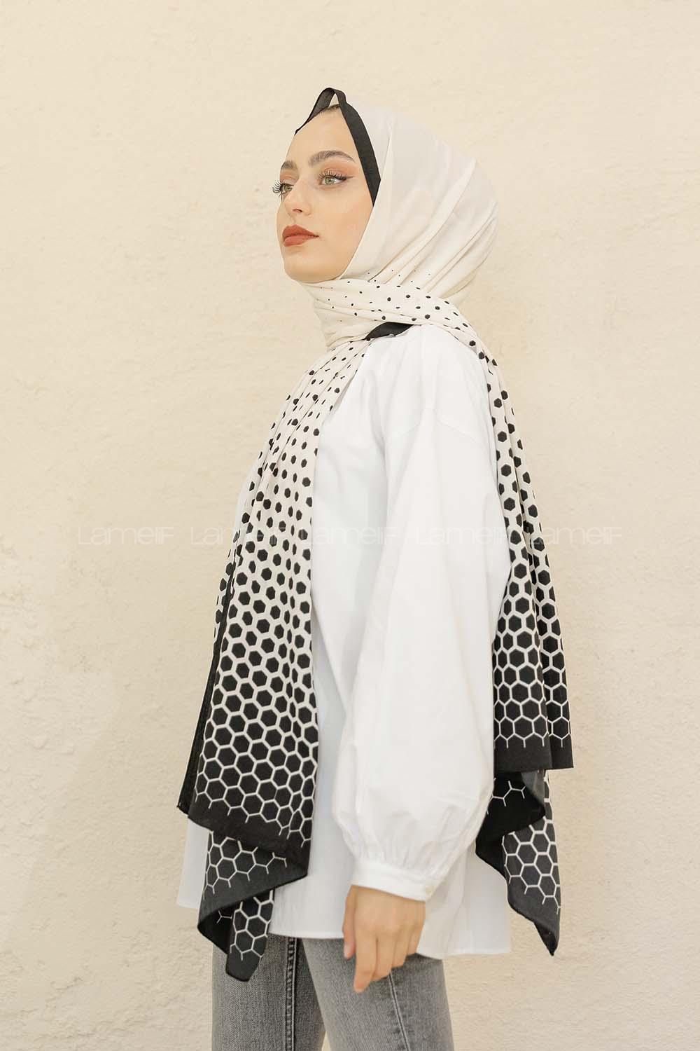 Modalamelif Siyah&Beyaz Baskılı Medine İpeği Şal Altıgen Desen