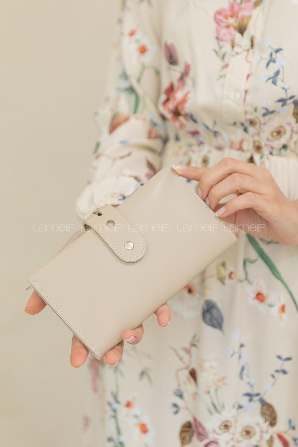 Modalamelif Kapak Kilitli Düz Renk Cüzdan Vizonrengi