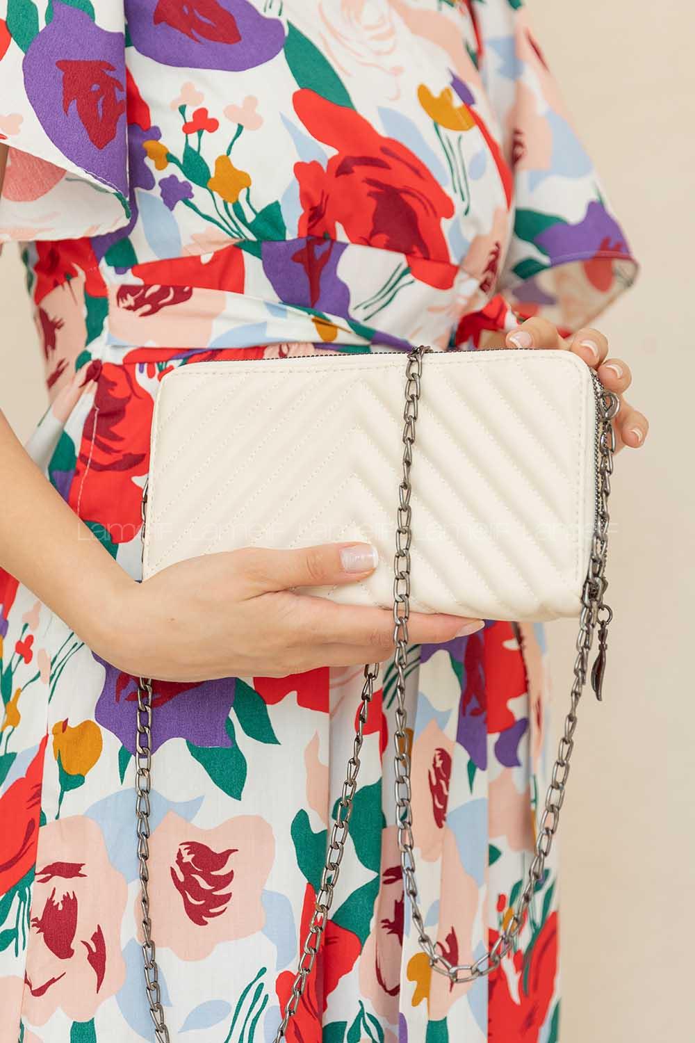 Modalamelif Zincir Askılı Kapitone Çapraz Çanta Krem