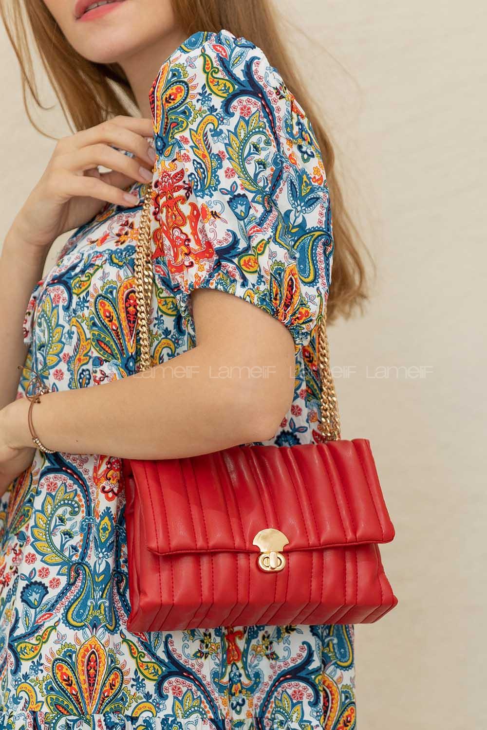 Modalamelif Zincir Askılı Kapitone Çapraz Çanta Bordo