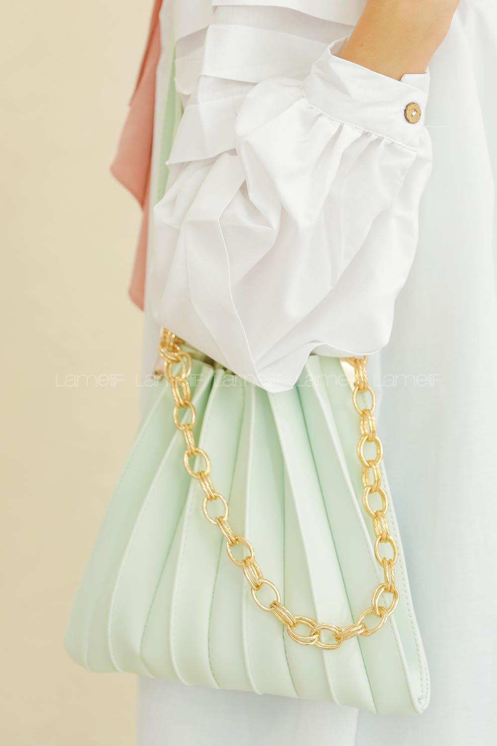 Modalamelif Zincir Aksesuarlı Pileli Çanta Mint Yeşili