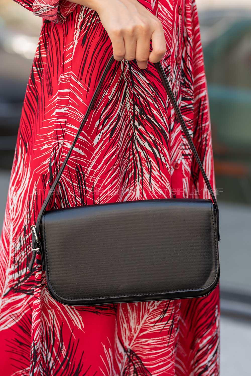 Modalamelif Kapak Kilitli Düz Renk Çapraz Çanta Siyah