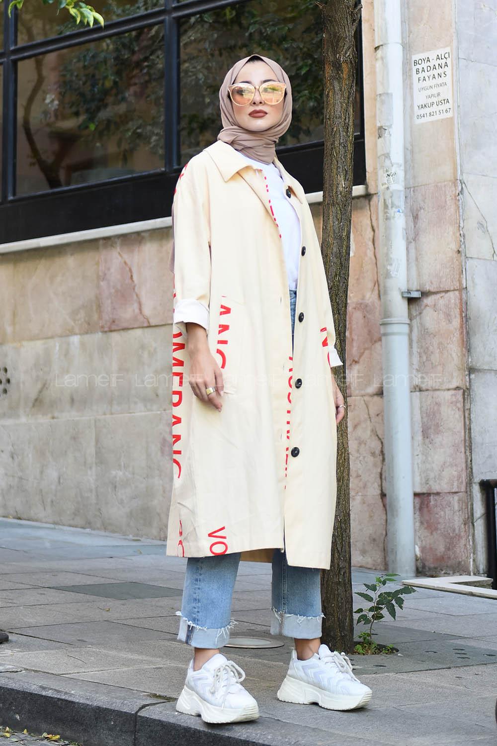 Modalamelif Önü Düğmeli Yazı Baskılı Trenç Bej