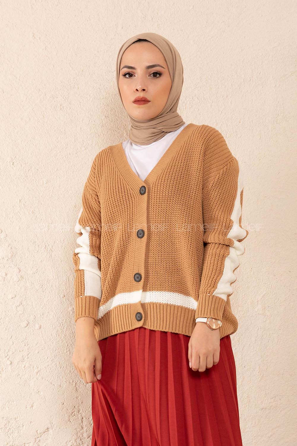 Modalamelif Önü Düğmeli Garnili Hırka Camel