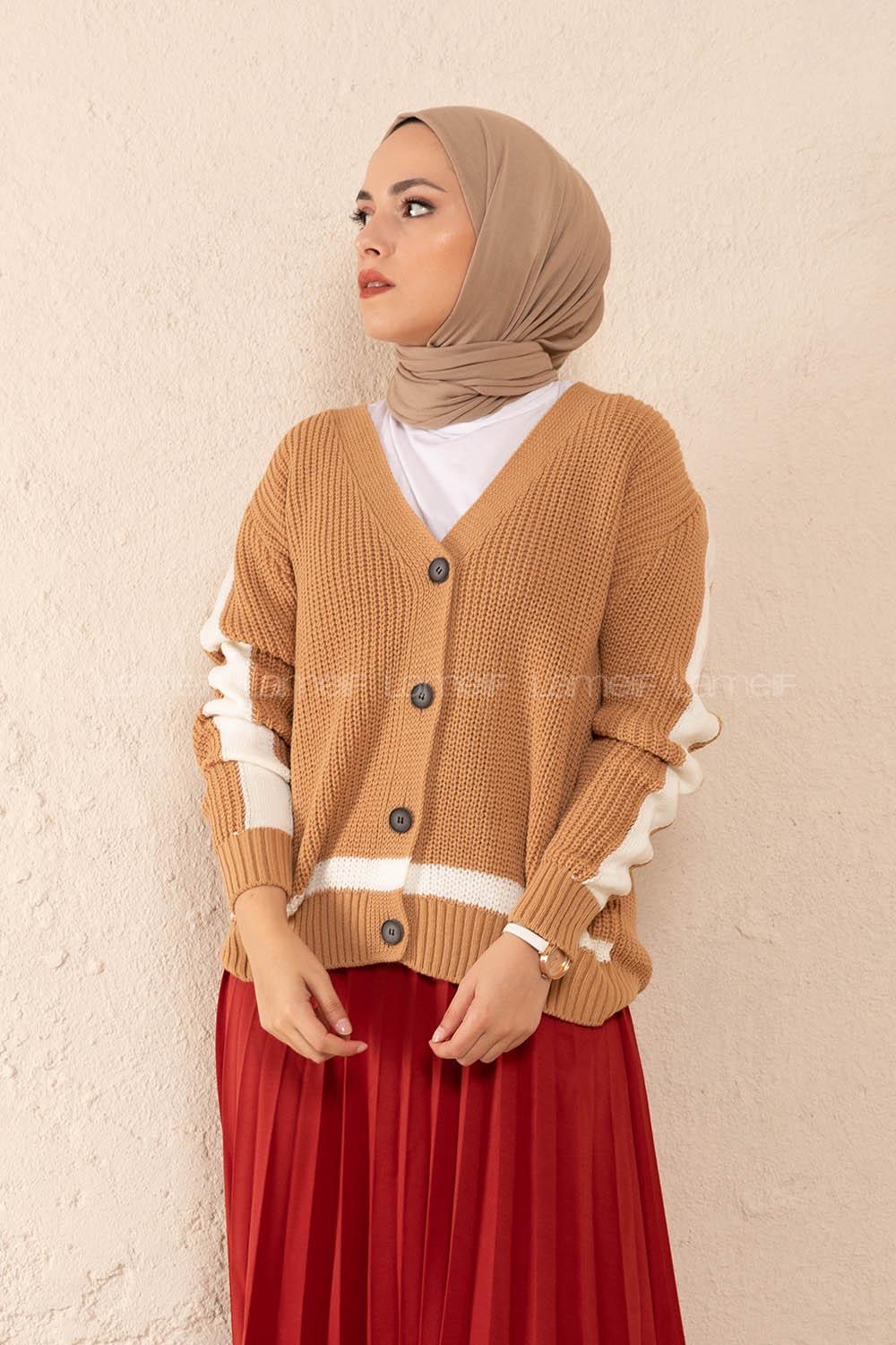 Modalamelif Önü Düğmeli Garnili Hırka Camel