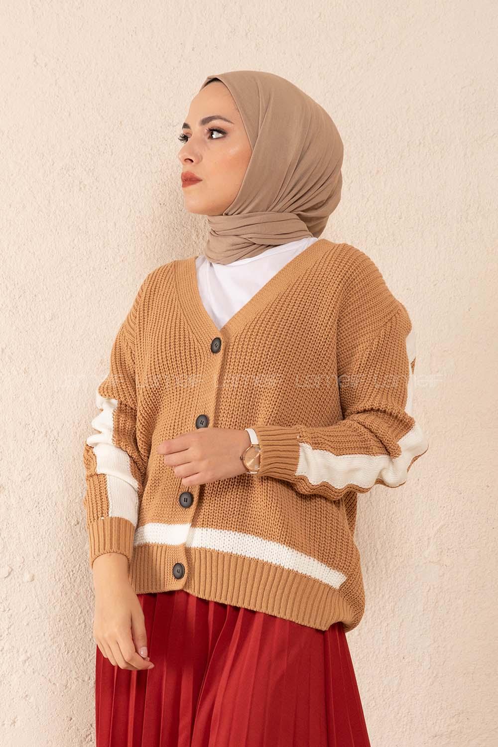 Modalamelif Önü Düğmeli Garnili Hırka Camel