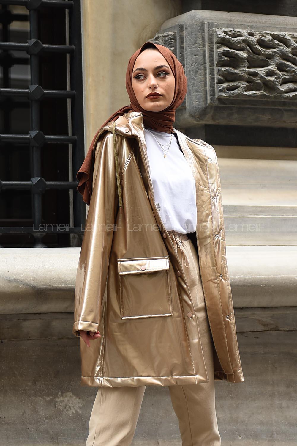 Modalamelif Önü Çıtçıt Düğmeli Rugan Yağmurluk Gold