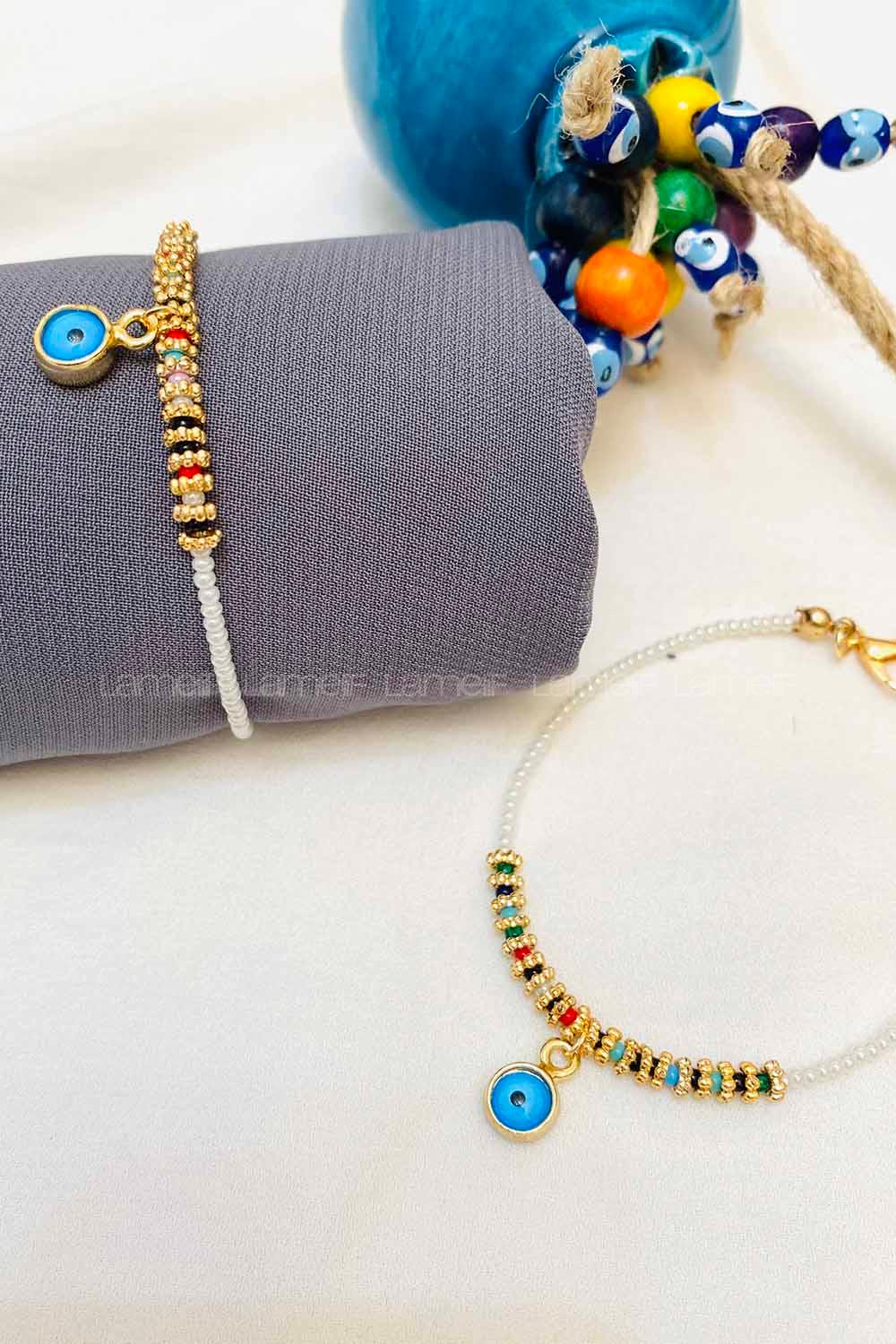 Modalamelif Beyaz Boncuk Nazar Detaylı Bileklik