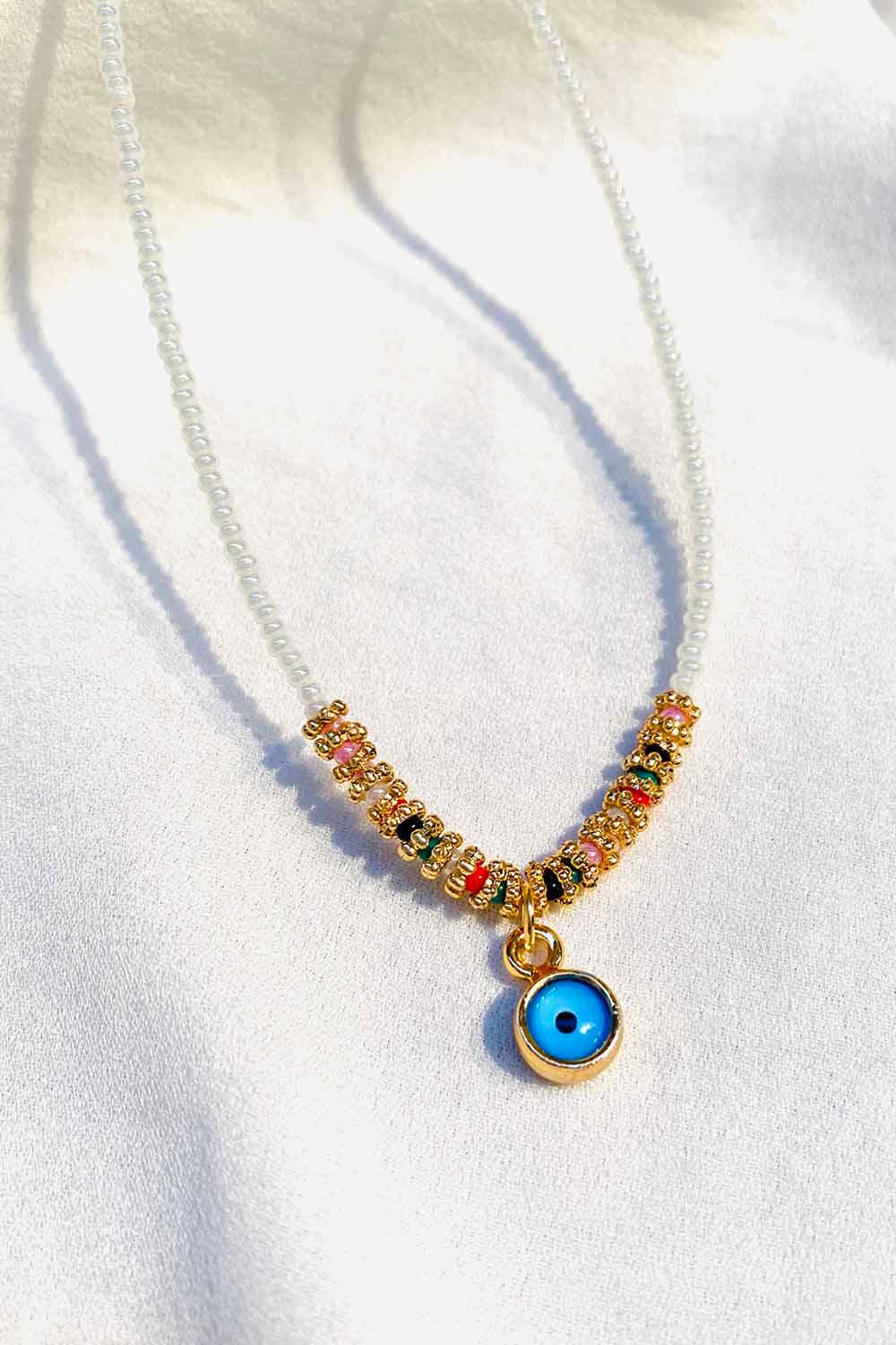 Modalamelif Beyaz Boncuk Nazar Detaylı Kolye