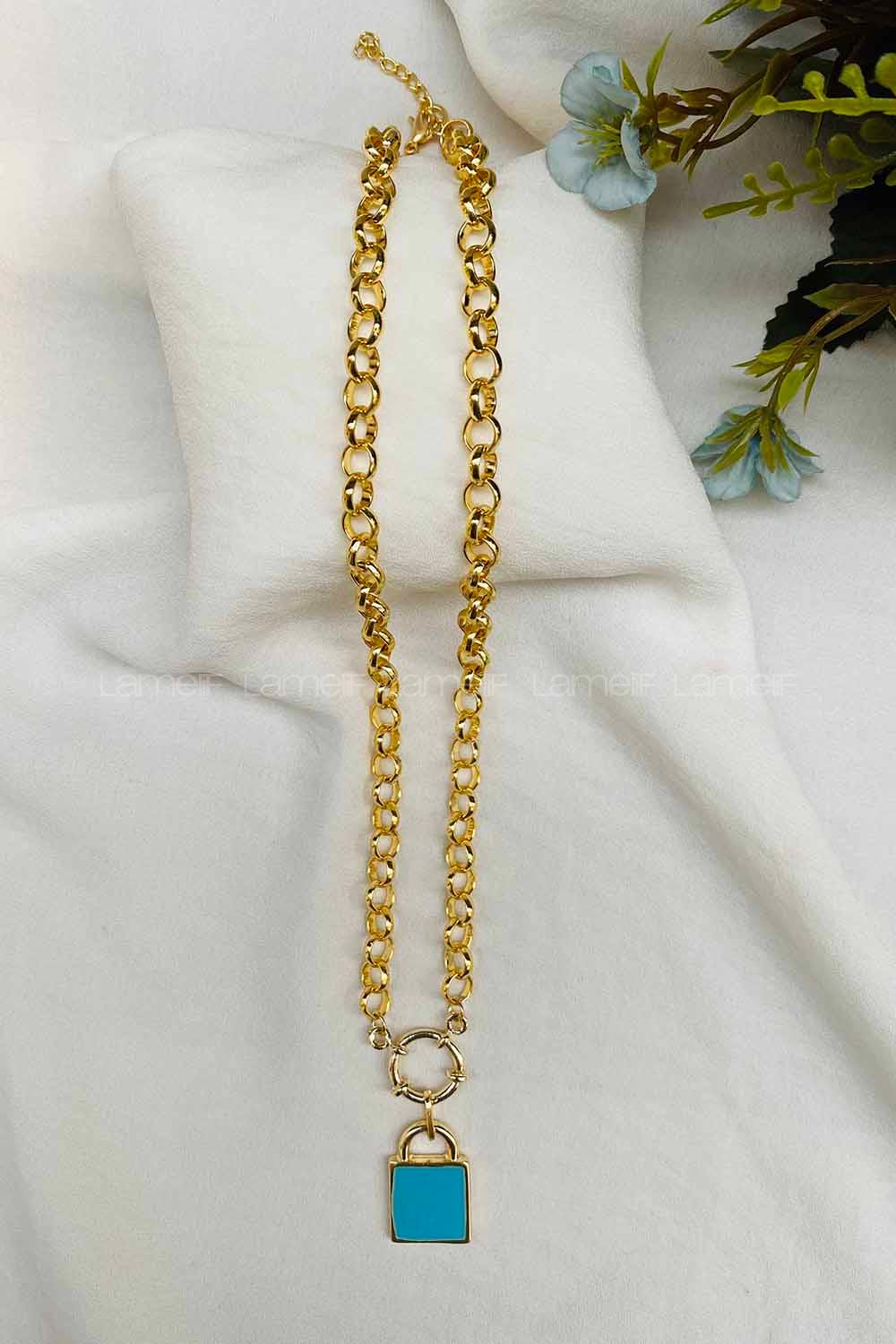 Modalamelif Altın Zincir Mavi Kilit Kolye