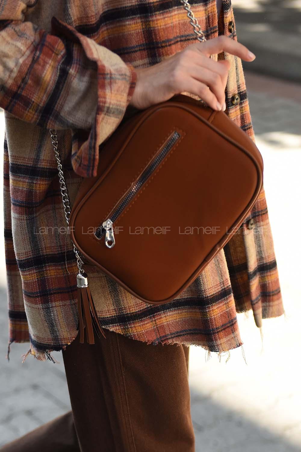 Lamelif Zincir Ve Deri Askılı Püskül Detaylı Çanta Rico  Taba