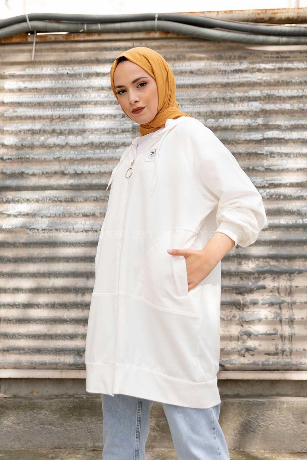 Modalamelif Önü Fermuarlı Arma Baskılı Hırka Beyaz