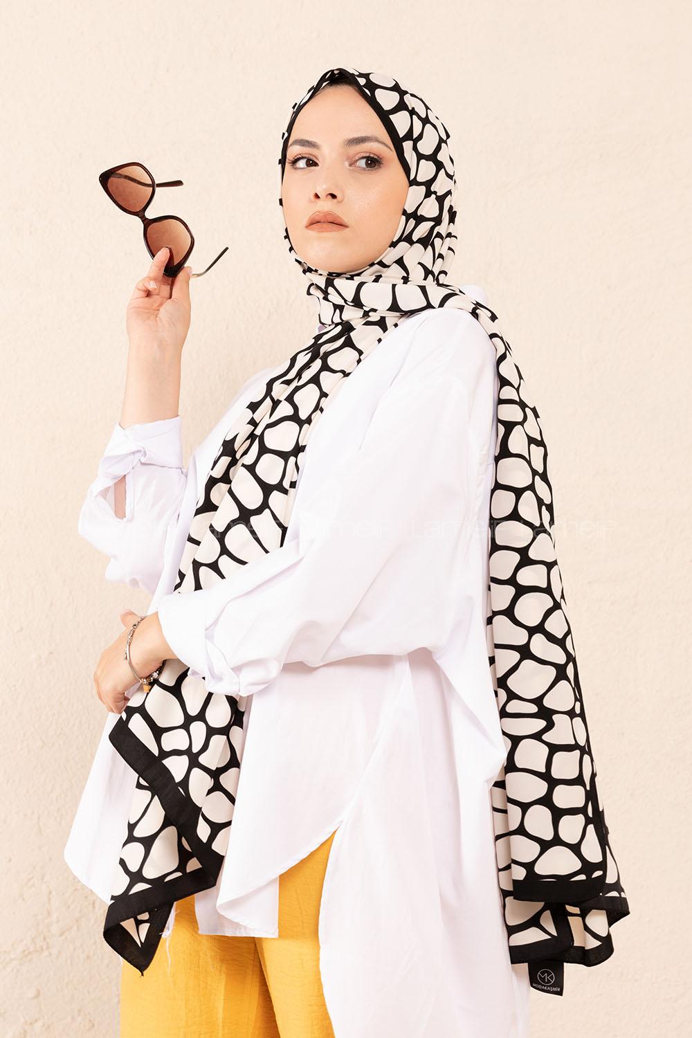 Modalamelif Beyaz&Siyah Baskılı Medine İpeği Şal Dama Desen