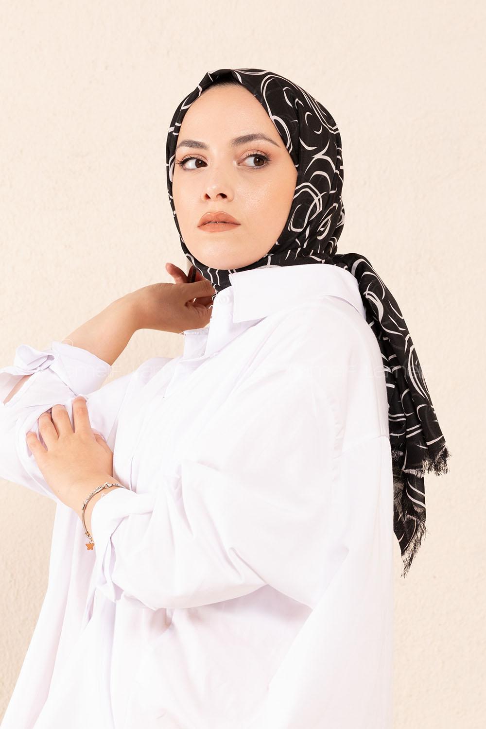 Modalamelif Siyah Beyaz Koleksiyon Yarım Ay Desen