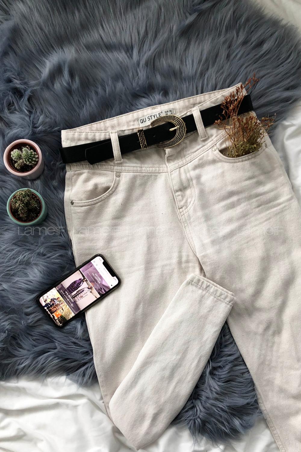 Modalamelif Retro İşlemeli Tokalı Altın Sarısı Kemer Siyah