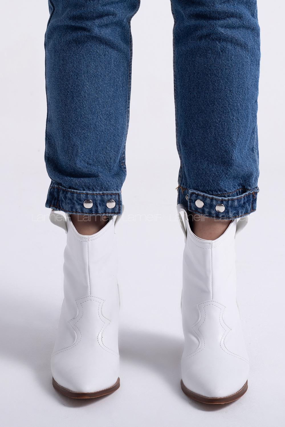 Modalamelif Sivri Burun Nakışlı Deri Beyaz Bot