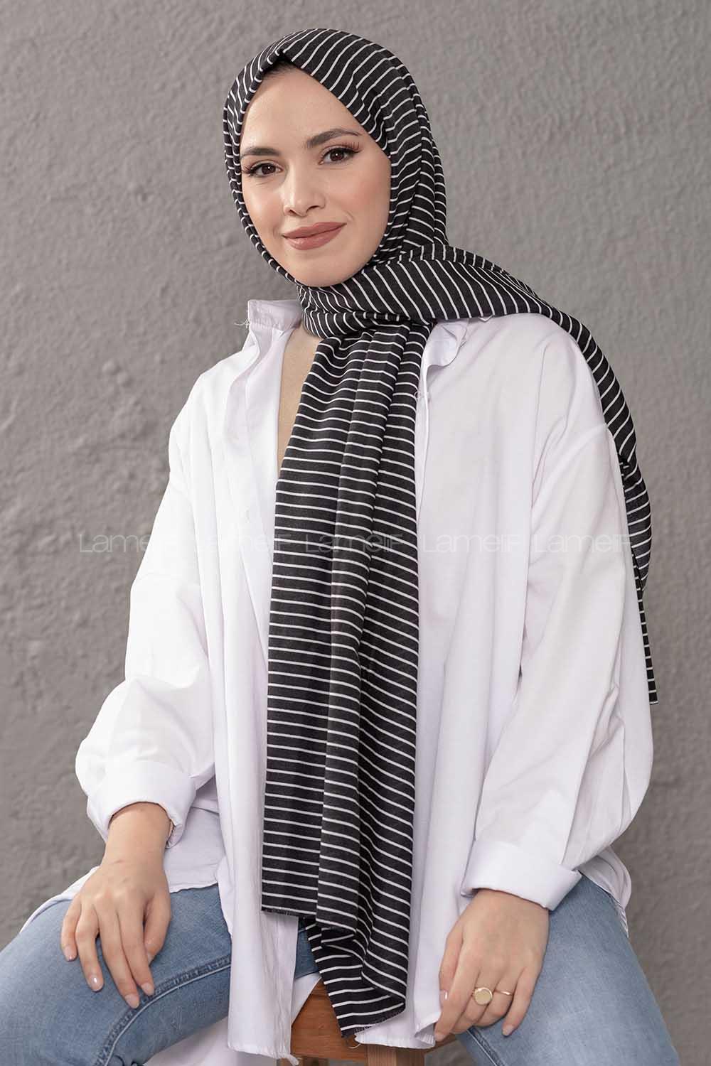 Modalamelif Siyah Beyaz Çizgili Desenli Şal