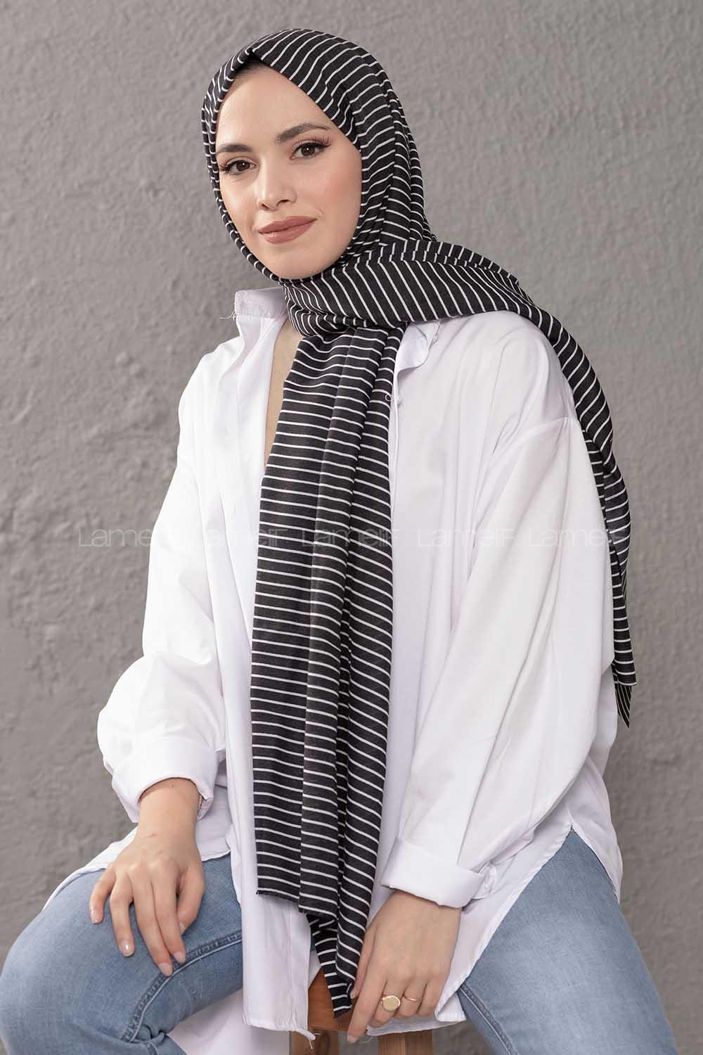 Modalamelif Siyah Beyaz Çizgili Desenli Şal