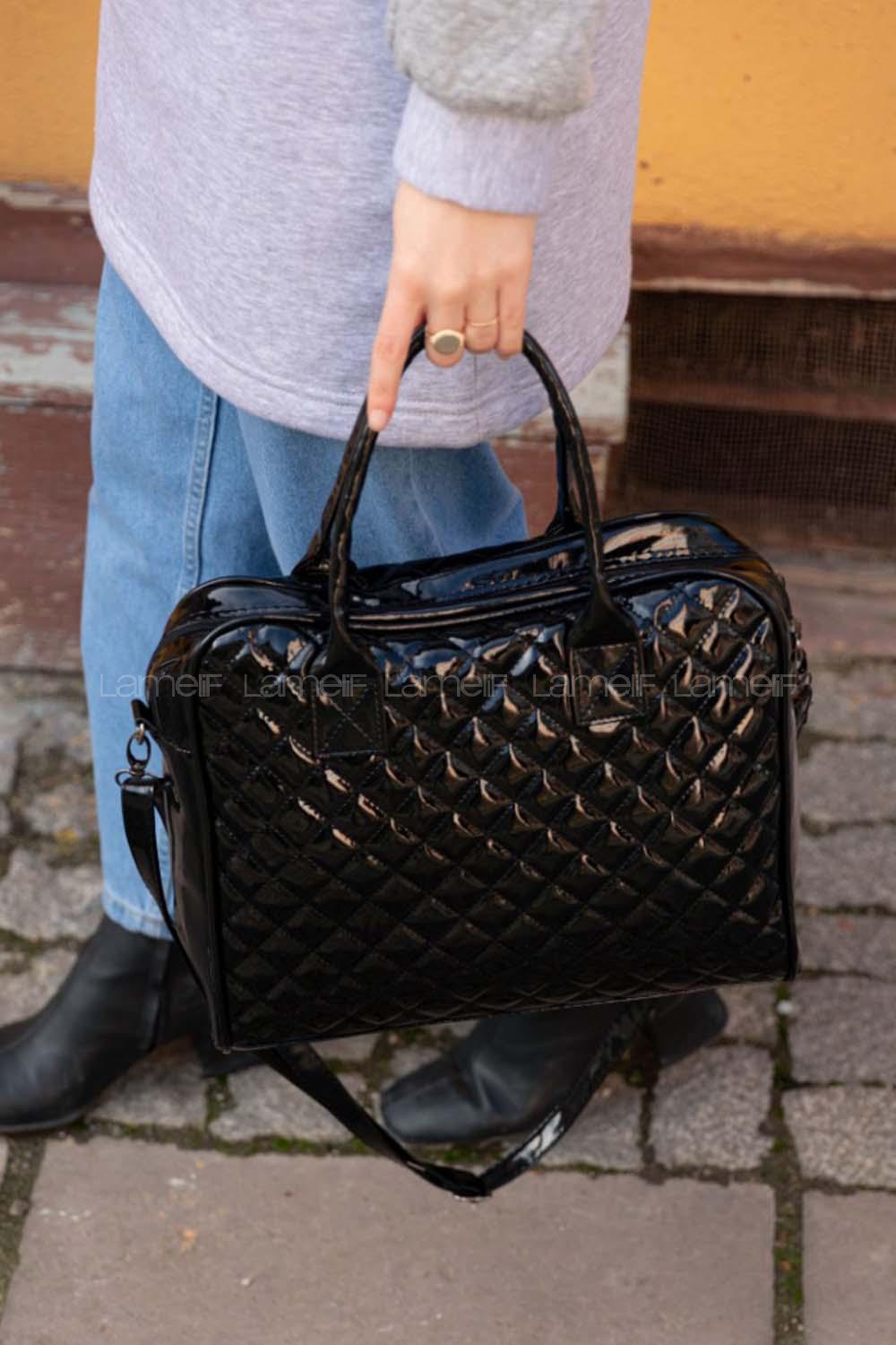 Modalamelif Kapitone Dikişli Zincir Aksesuarlı Rugan Çanta Siyah