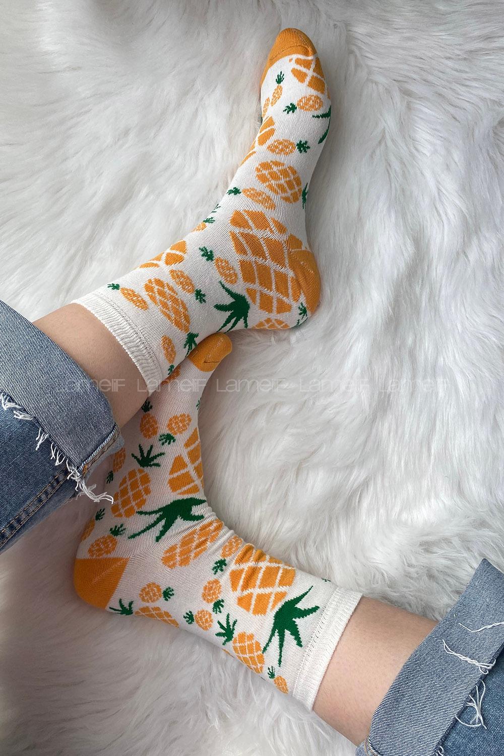 Modalamelif Ananas İşlemeli Soket Çorap Beyaz