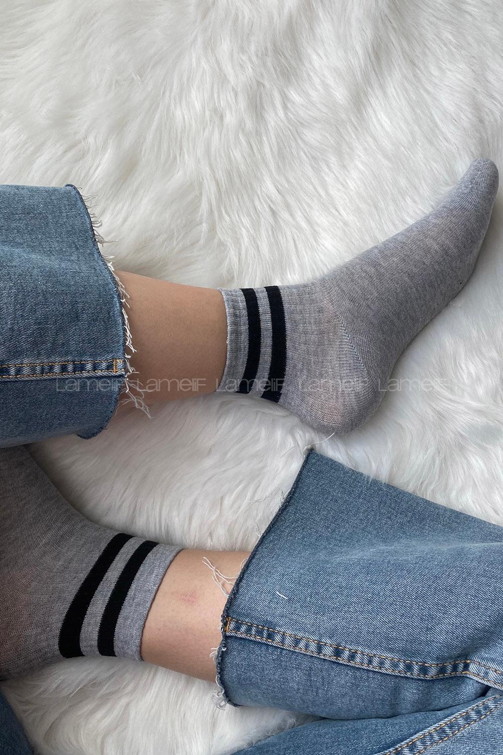 ModalemelModalamelifSiyah Çizgili Soket Çorap Gri