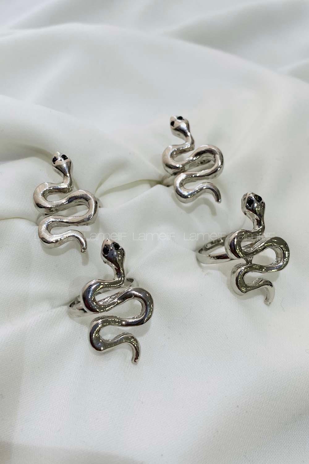 Modalamelif Gümüş Yılan Detay Yüzük