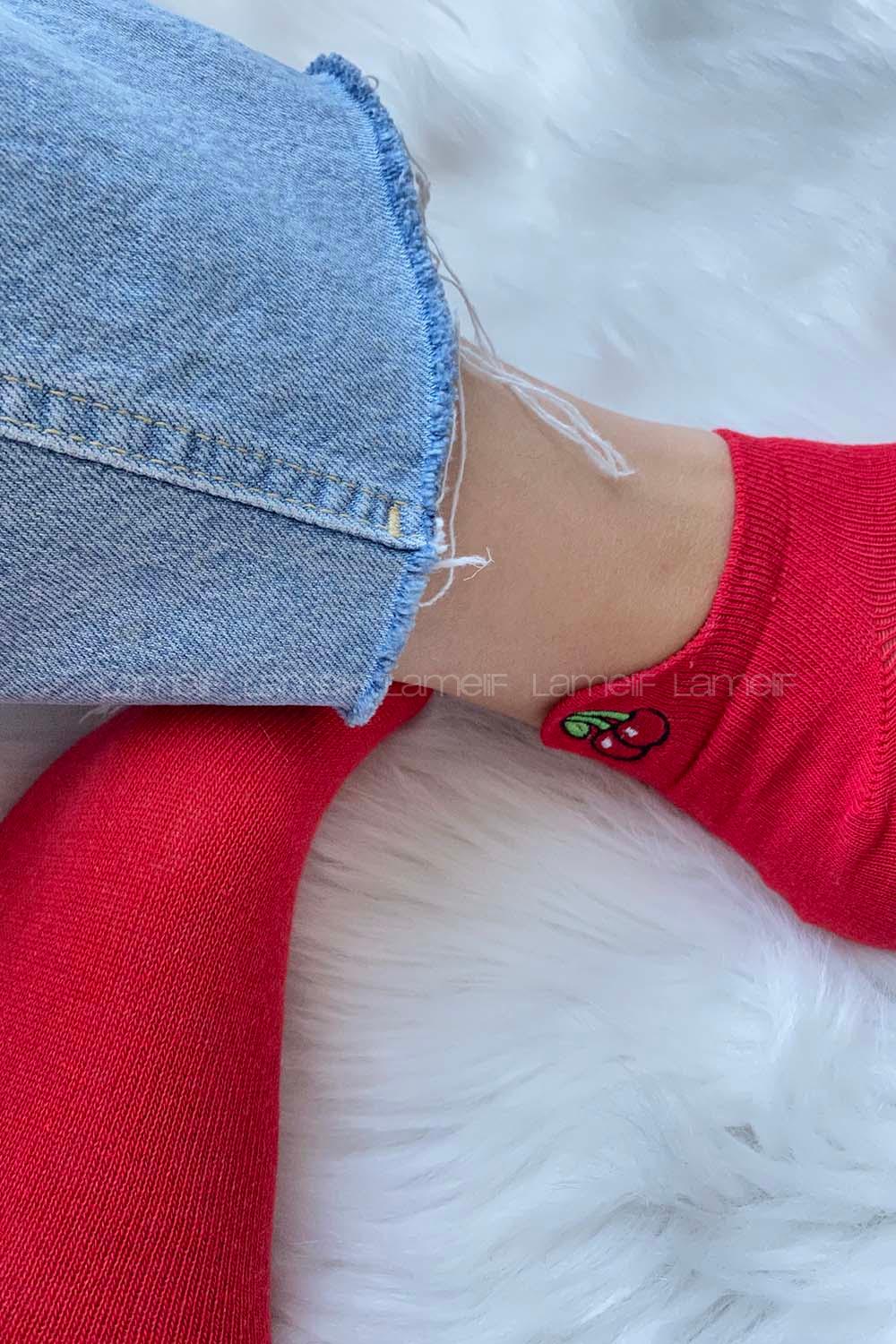 Modalamelif Kiraz İşlemeli Patik Çorap Kırmızı